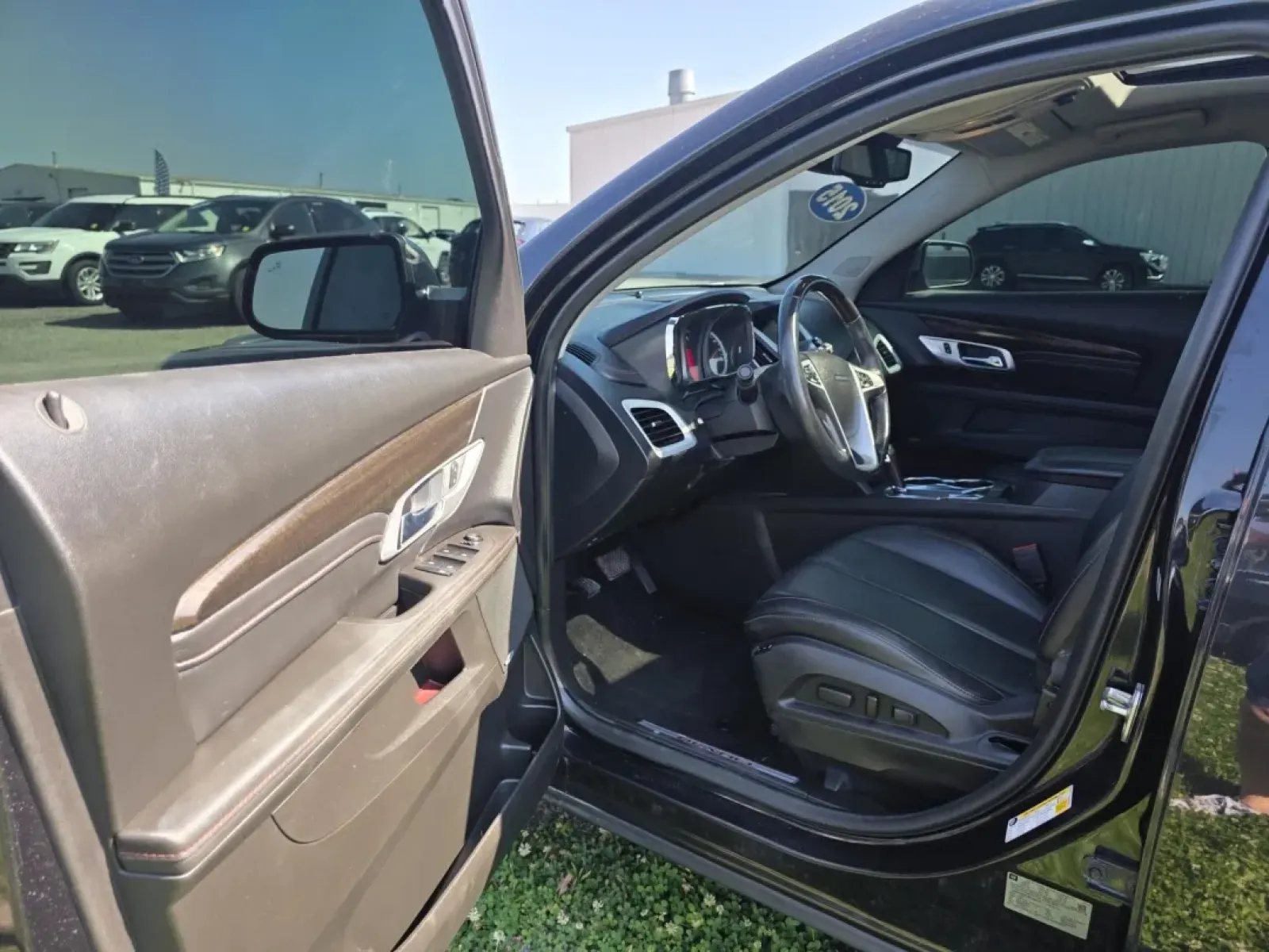 2015 GMC TERRAIN DENALI (2GKFLZEK7F6) with an Other engine, located at 15 Petro Dr, Warsaw, IN, 46582, (574) 306-0055, 41.273563, -85.857544 - **Discover Your Next Adventure with the 2015 GMC Terrain Denali at Auto Credit!**<br /> <br /> Are you ready to elevate your driving experience while enjoying the perfect blend of comfort, style, and versatility? Meet the 2015 GMC Terrain Denali, the ideal vehicle for growing families, weekend adven - Photo#3