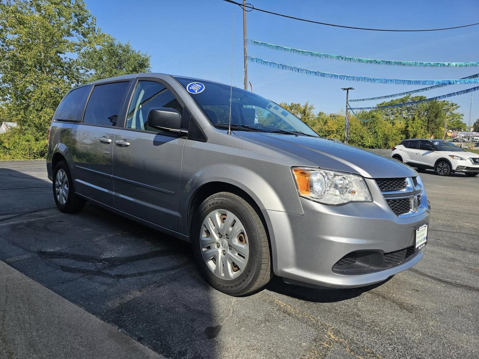 2016 SILVER Dodge Grand Caravan (2C4RDGBG8GR) with an Other engine, located at 502 South Main Street, Columbia City, IN, 46725, (260) 244-4645, 41.151382, -85.490578 - Are you ready to elevate your family's road trip game or simply tackle your daily commute with confidence? Discover the perfect blend of space, comfort, and reliability with this 2016 Dodge Grand Caravan, available now at Auto Credit in Columbia City, Indiana. With the flexibility of a Buy Here Pay - Photo#1