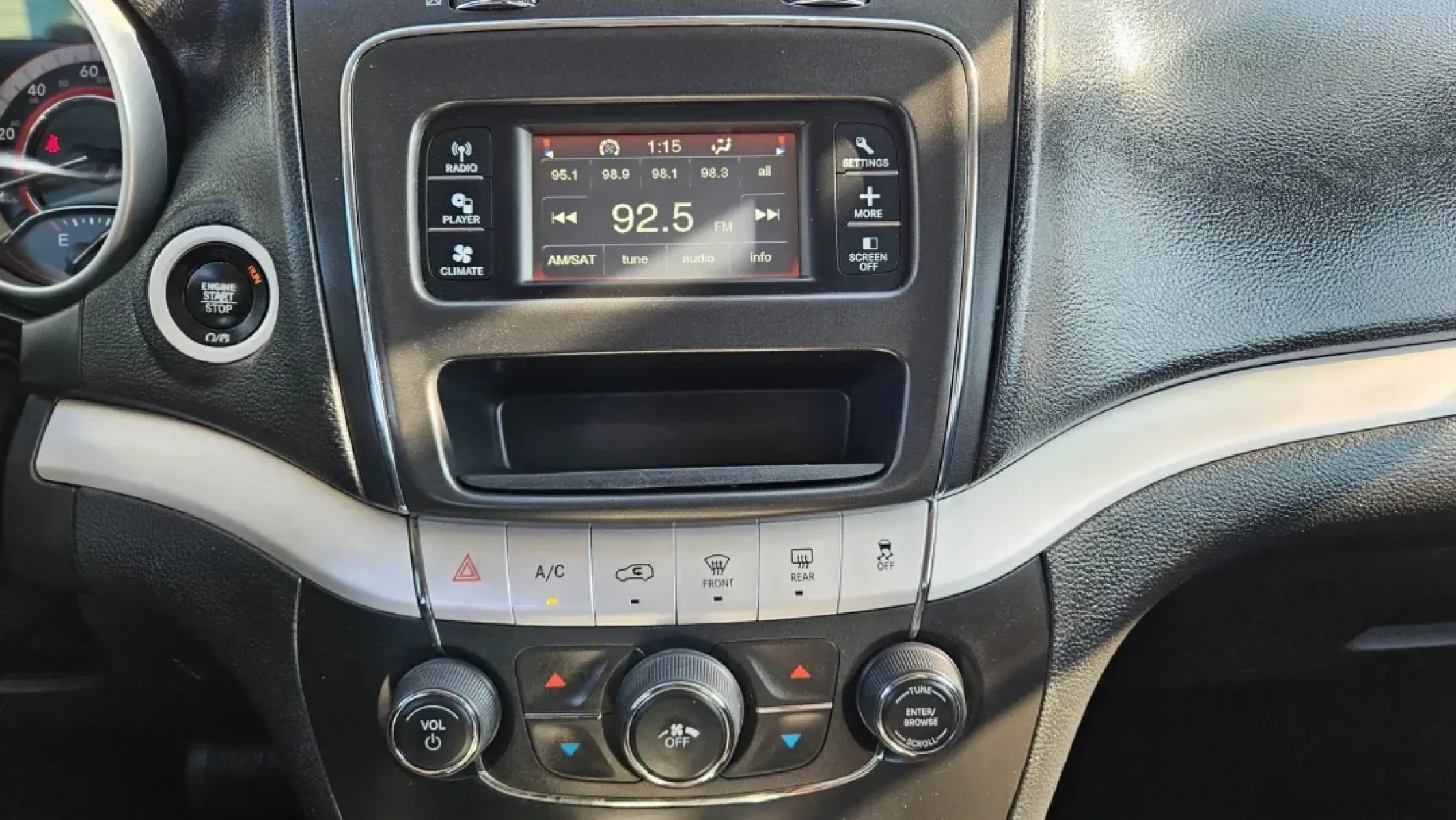 2018 Dodge Journey (3C4PDCAB7JT) with an Other engine, located at 5744 Central Avenue, Toledo, OH, 43615, (419) 724-0130, 41.676781, -83.682137 - **Adventure Awaits: 2018 Dodge Journey - Your Next Family SUV!**<br /> <br /> Embrace the journey of life with the 2018 Dodge Journey, a versatile SUV designed for families on the go and adventurers at heart! Whether you're navigating the bustling streets of Toledo or embarking on a weekend getaway - Photo#8