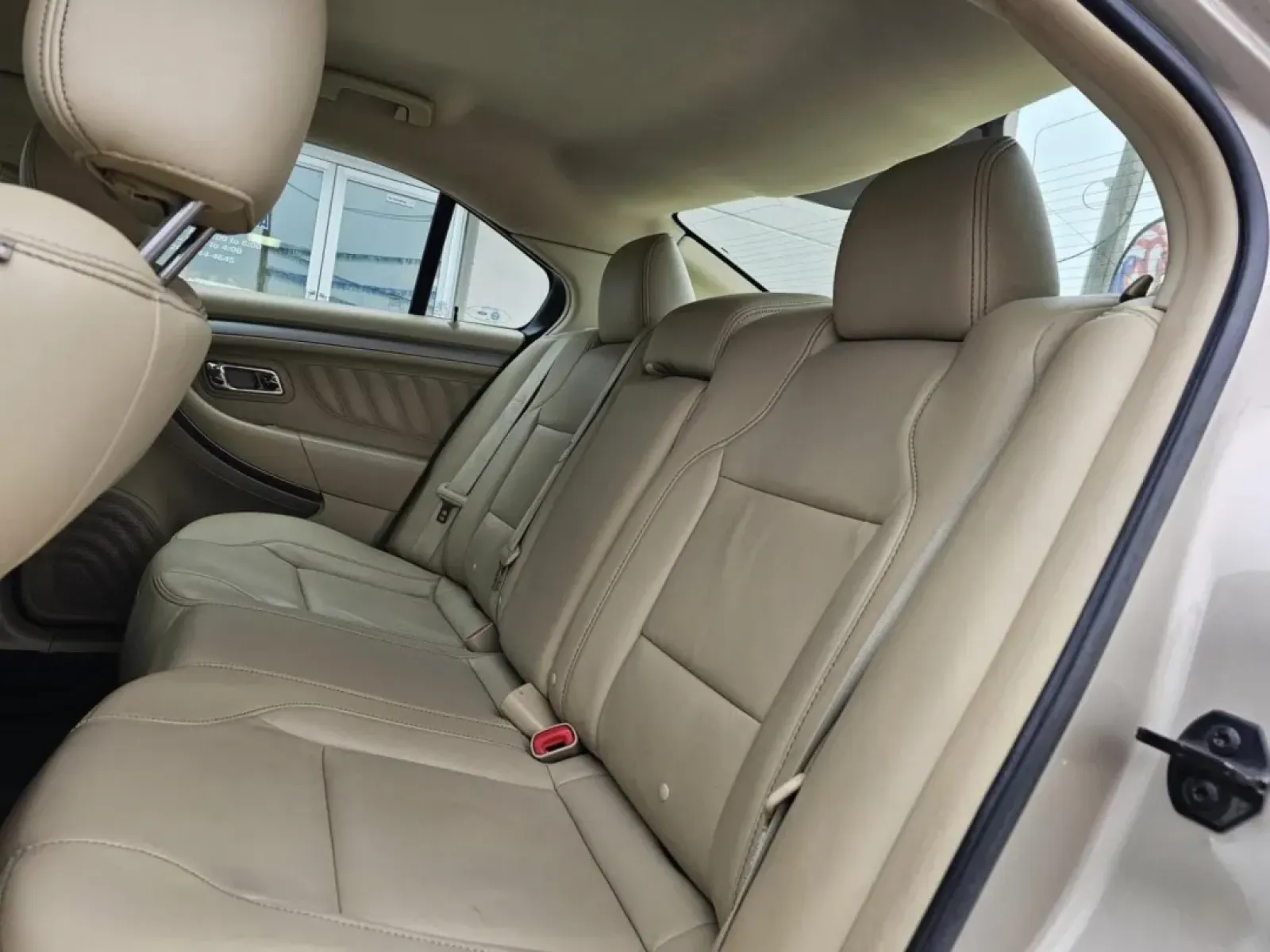 2017 GOLD Ford Taurus (1FAHP2E81HG) with an Other engine, located at 502 South Main Street, Columbia City, IN, 46725, (260) 244-4645, 41.151382, -85.490578 - Are you in the market for a reliable sedan that seamlessly fits into your busy lifestyle? Whether you're commuting to work, running errands, or embarking on weekend adventures, the 2017 Ford Taurus is an excellent choice for those seeking comfort, style, and performance. This spacious sedan is perfe - Photo#3