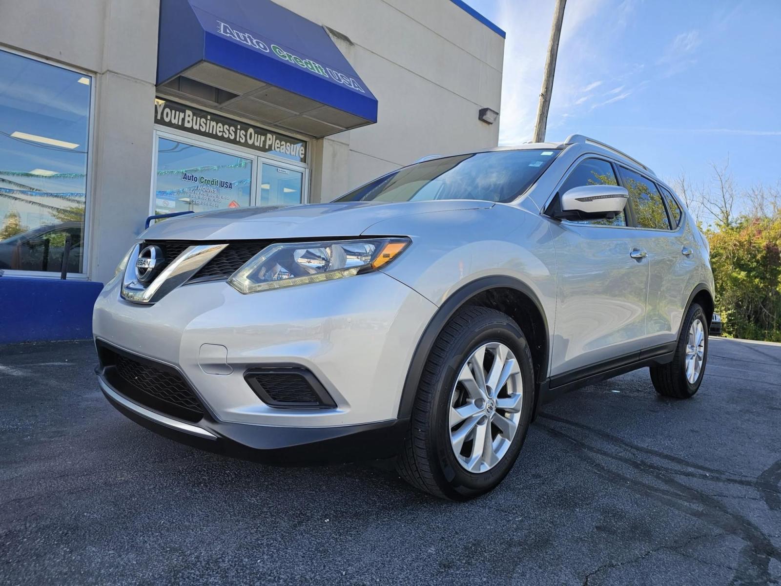2016 SILVER /BLACK Nissan Rogue S 2WD (JN8AT2MT7GW) with an 2.5L L4 DOHC 16V engine, CVT transmission, located at 502 South Main Street, Columbia City, IN, 46725, (260) 244-4645, 41.151382, -85.490578 - Photo#0