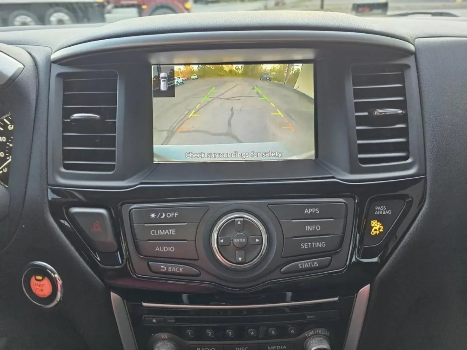 2018 GRAY Nissan PATHFINDER (5N1DR2MN1JC) with an Other engine, located at 502 South Main Street, Columbia City, IN, 46725, (260) 244-4645, 41.151382, -85.490578 - Are you ready to elevate your family adventures or tackle daily commutes with confidence? Look no further than this stunning 2018 Nissan Pathfinder, available now at Auto Credit, your trusted buy here pay here dealership located at 502 South Main Street, Columbia City, IN 46725. With its spacious in - Photo#4