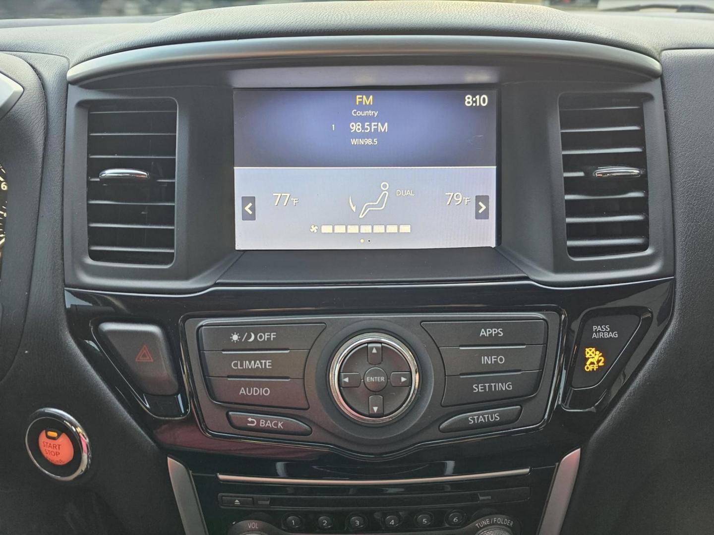 2018 GRAY /BLACK Nissan Pathfinder S 2WD (5N1DR2MN1JC) with an 3.5L V6 DOHC 24V engine, CVT transmission, located at 502 South Main Street, Columbia City, IN, 46725, (260) 244-4645, 41.151382, -85.490578 - Photo#9