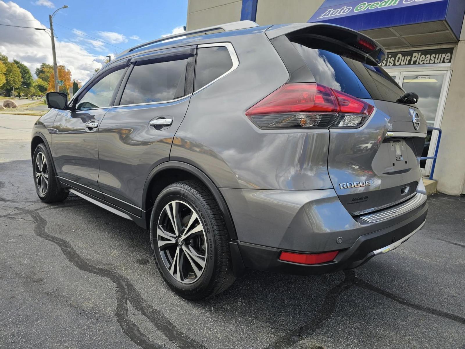 2019 Nissan Rogue (JN8AT2MT2KW) with an Other engine, located at 502 South Main Street, Columbia City, IN, 46725, (260) 244-4645, 41.151382, -85.490578 - Are you ready to elevate your family adventures with a versatile and stylish vehicle? Look no further than the 2019 Nissan Rogue, a perfect companion for both everyday commutes and weekend getaways. This SUV not only offers ample space for growing families but also comes equipped with modern tech an - Photo#3