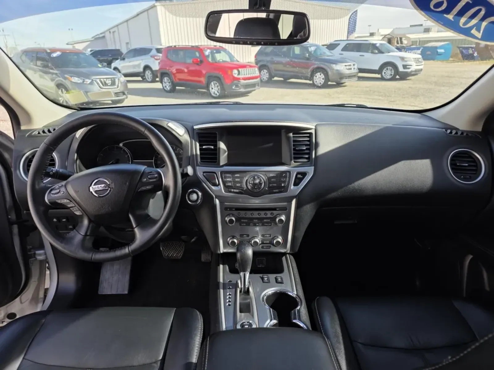 2018 Nissan PATHFINDER S; SL; PL (5N1DR2MM9JC) with an Other engine, located at 15 Petro Dr, Warsaw, IN, 46582, (574) 306-0055, 41.273563, -85.857544 - Are you ready to elevate your family adventures or conquer your daily commute? Look no further than this stunning 2018 Nissan Pathfinder, available now at Auto Credit in Warsaw, Indiana! Perfect for growing families and those who crave versatility in their vehicles, this 4-door wagon balances comfor - Photo#3