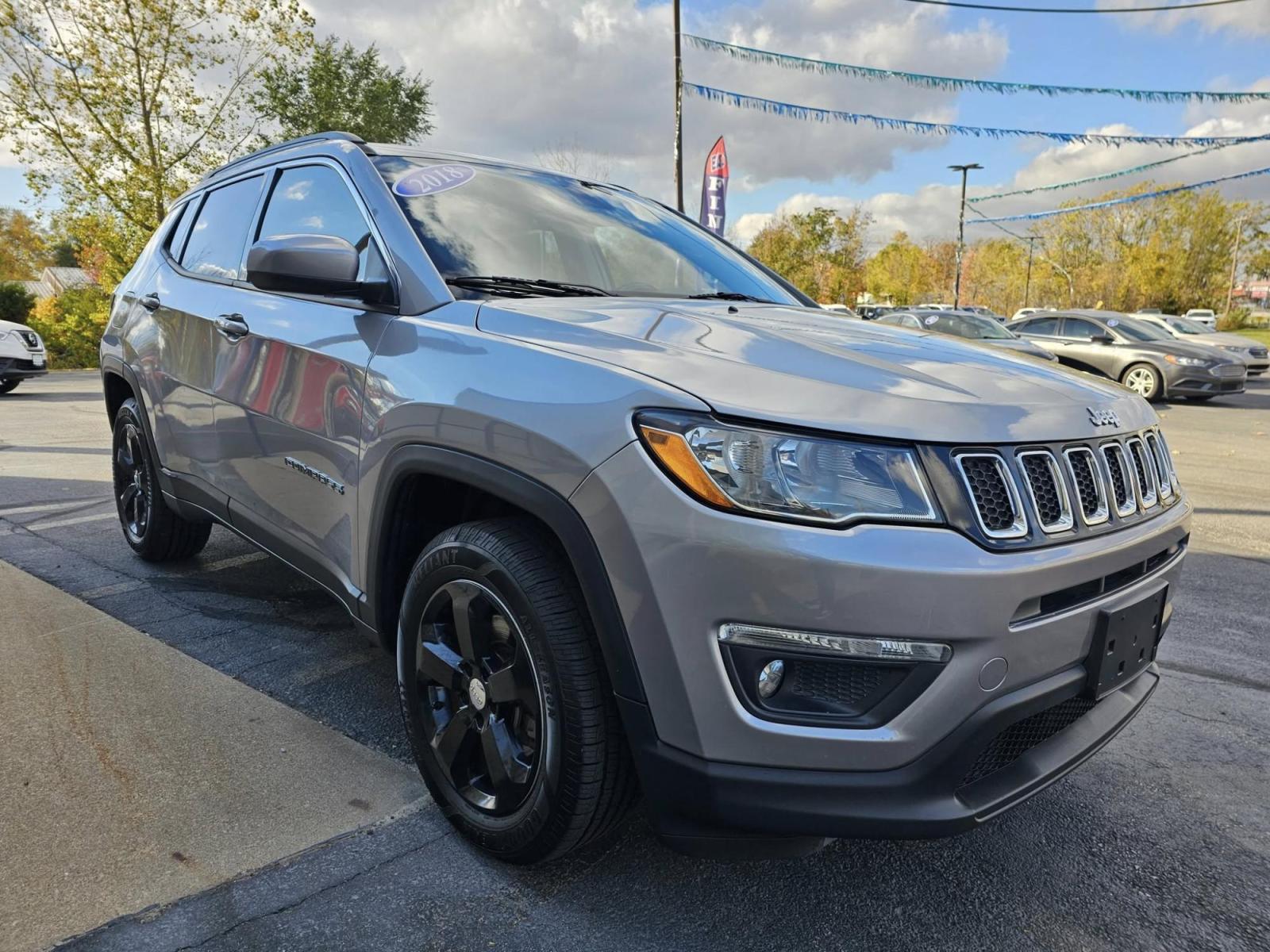 2018 SILVER /BLACK Jeep Compass Sport FWD (3C4NJCBB6JT) with an 2.4L L4 DOHC 16V engine, located at 502 South Main Street, Columbia City, IN, 46725, (260) 244-4645, 41.151382, -85.490578 - Photo#1