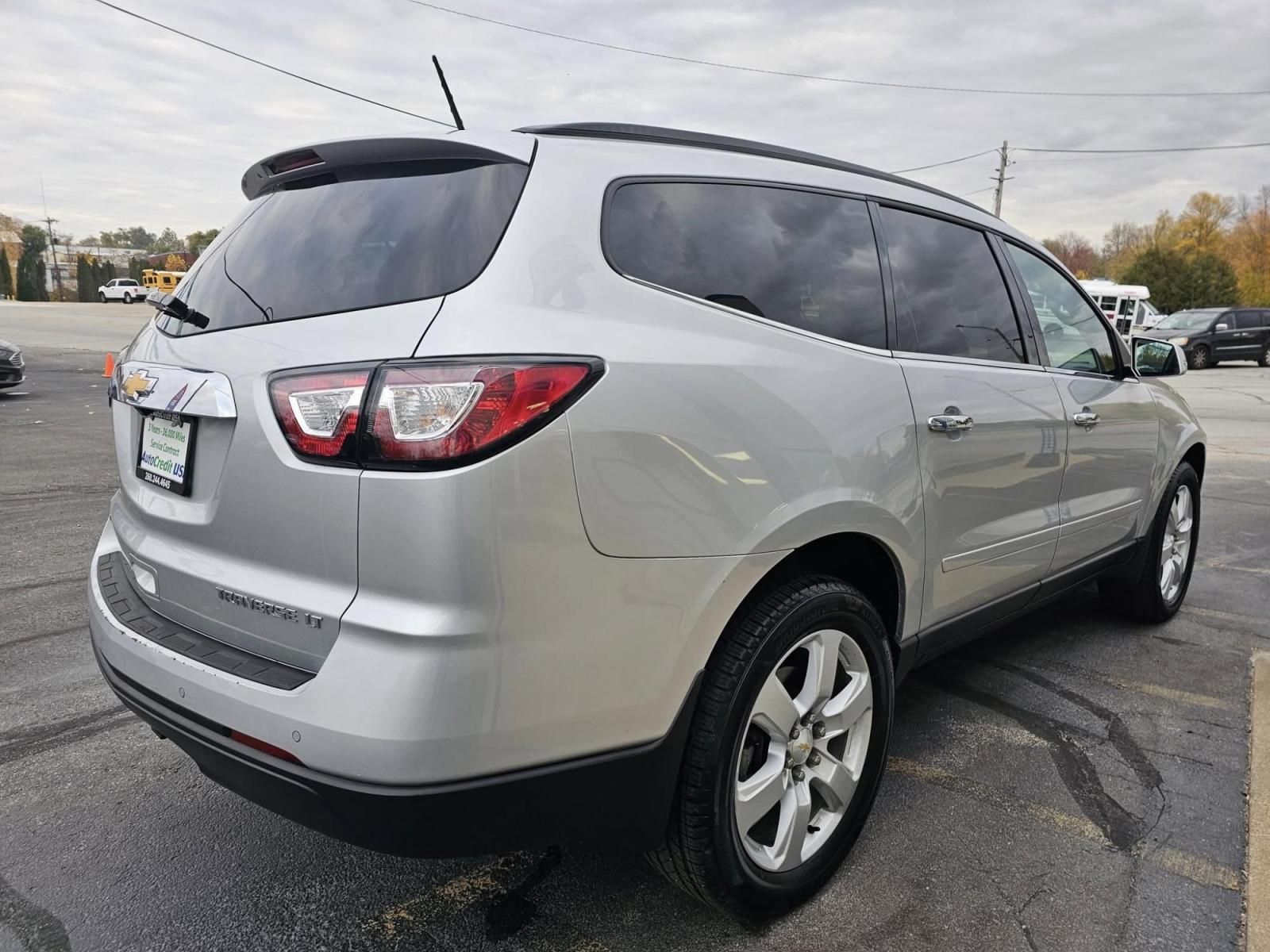 2016 SILVER Chevrolet TRAVERSE (1GNKVGKD3GJ) with an Other engine, located at 502 South Main Street, Columbia City, IN, 46725, (260) 244-4645, 41.151382, -85.490578 - Experience life to the fullest with this fantastic 2016 Chevrolet Traverse, an SUV that's perfect for weekend adventures and daily commutes alike. Whether you're shuttling the kids to school, heading out for a family road trip, or simply running errands around Columbia City, this vehicle has the spa - Photo#2