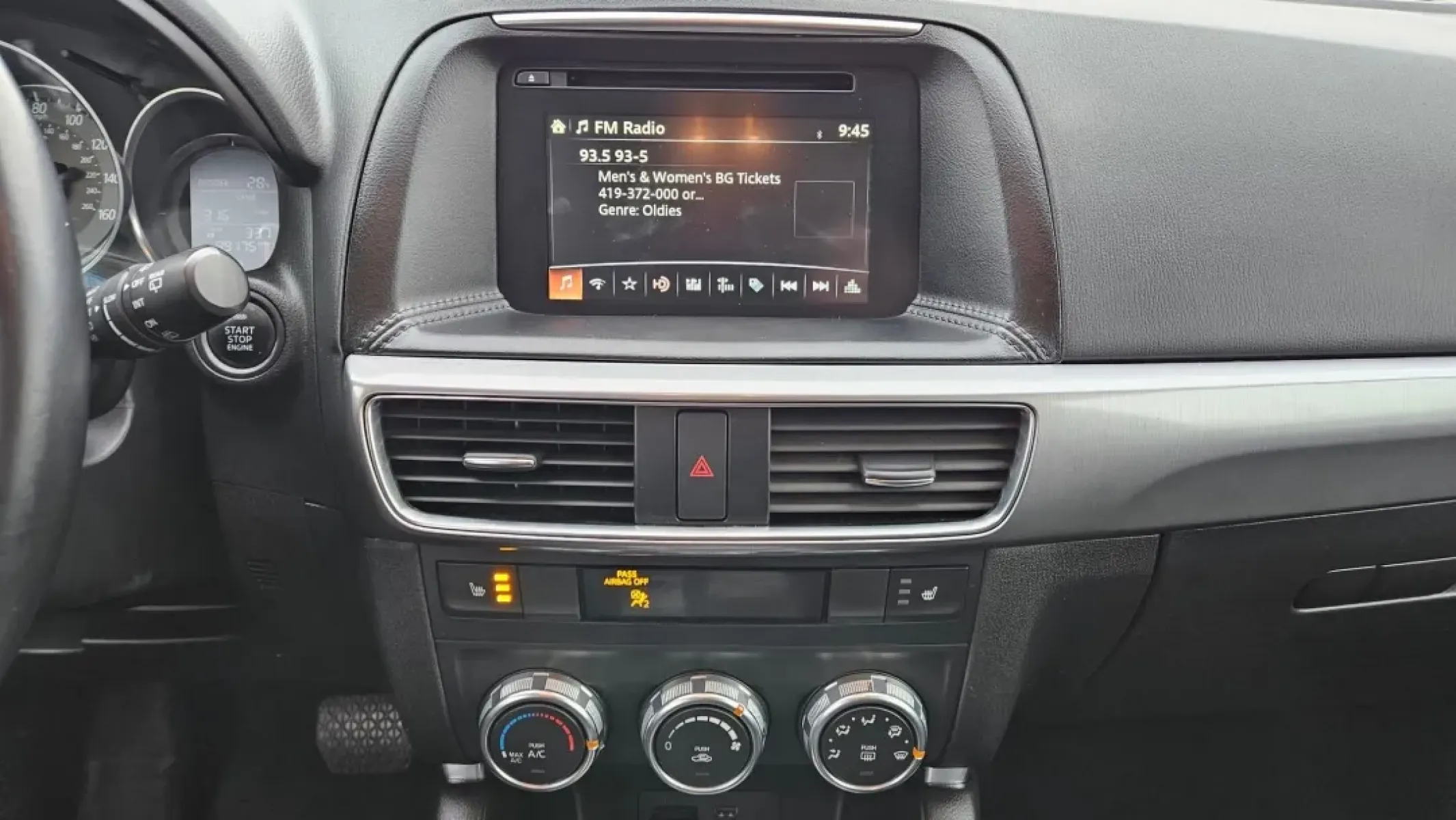 2016 Mazda CX-5 TOURING (JM3KE2CY9G0) with an Other engine, located at 5744 Central Avenue, Toledo, OH, 43615, (419) 724-0130, 41.676781, -83.682137 - Experience life on the move with the 2016 Mazda CX-5 Touring, an SUV designed for those who crave adventure without compromising comfort. Whether you're navigating the busy streets of Toledo or embarking on a weekend getaway to the shores of Lake Erie, this vehicle is perfect for everyone-from growi - Photo#10