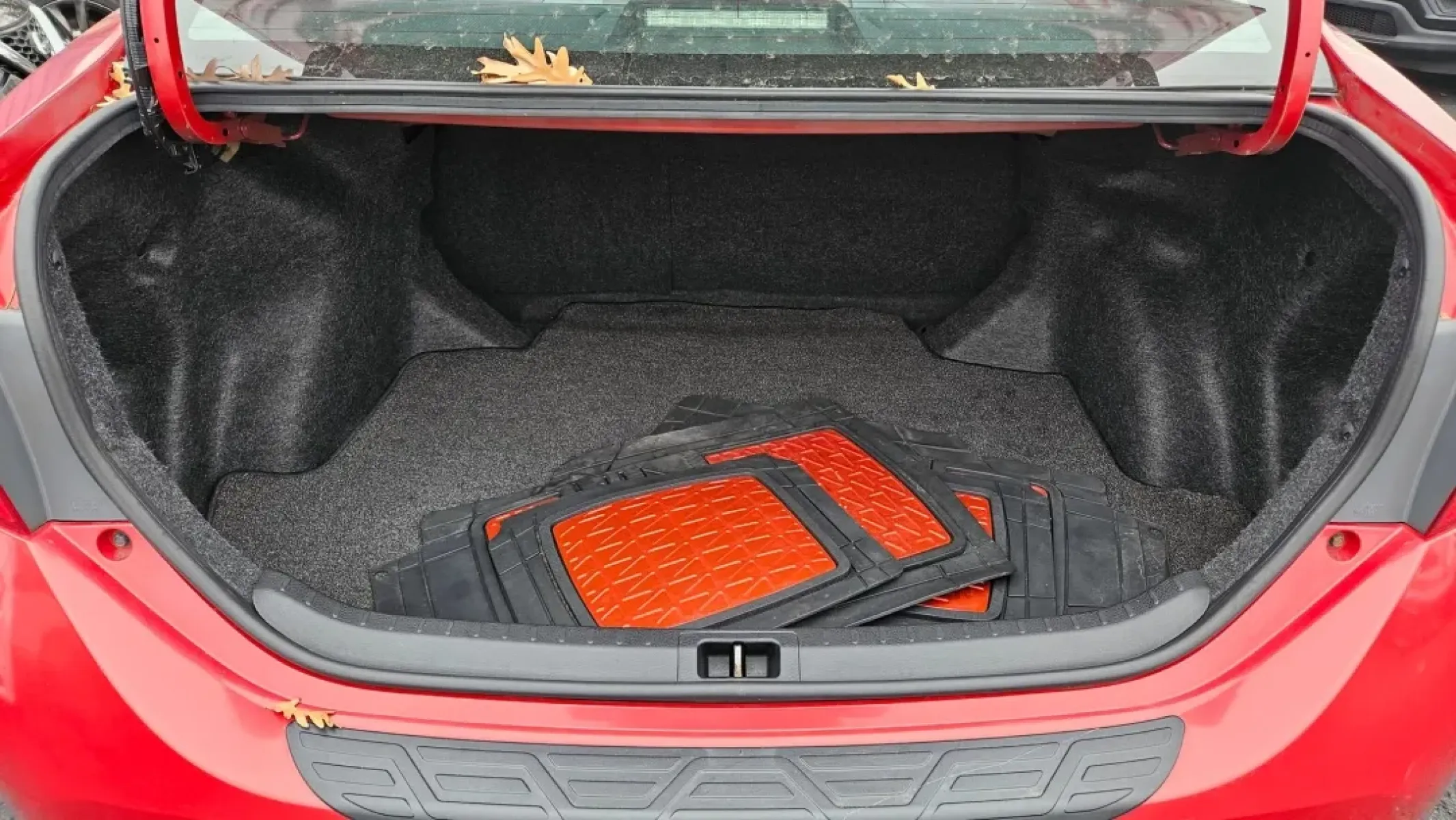 2018 Toyota COROLLA SE; LE; XLE; (2T1BURHE5JC) with an Other engine, located at 5744 Central Avenue, Toledo, OH, 43615, (419) 724-0130, 41.676781, -83.682137 - Looking for a reliable ride that can comfortably take you through daily commutes, family outings, or weekend adventures? Look no further than this stunning 2018 Toyota Corolla, now available at Auto Credit in Toledo, Ohio. With an exterior that dazzles in a vibrant red and a reputation for reliabili - Photo#4