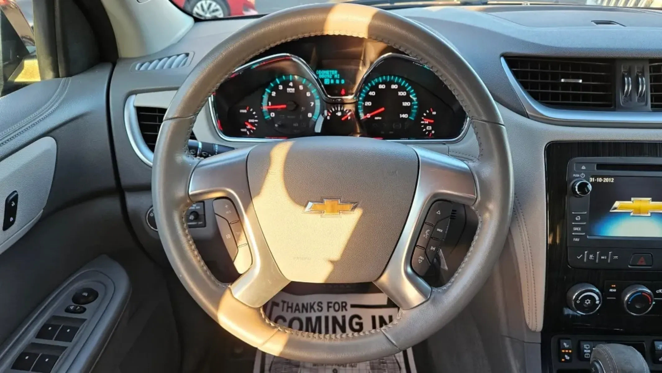2015 Chevrolet TRAVERSE 1LT (1GNKRGKD3FJ) with an Other engine, located at 5744 Central Avenue, Toledo, OH, 43615, (419) 724-0130, 41.676781, -83.682137 - **Discover Your Next Adventure with the 2015 Chevrolet Traverse 1LT!**<br /> <br /> Are you looking for a vehicle that seamlessly fits into your busy lifestyle? Whether you're a growing family needing extra space, a commuter tackling long drives, or someone who enjoys weekend getaways, the 2015 Chev - Photo#9