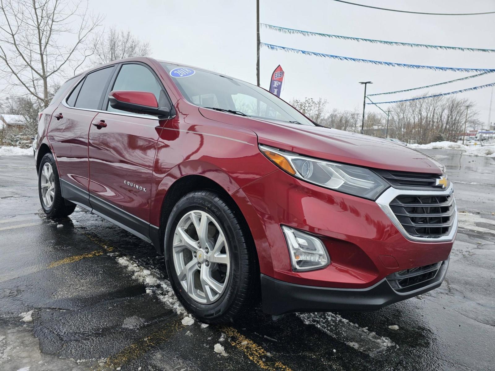 2018 RED /BLACK Chevrolet Equinox LT (2GNAXKEX8J6) with an 2.0L L4 DOHC 16V HYBRID engine, 6A transmission, located at 502 South Main Street, Columbia City, IN, 46725, (260) 244-4645, 41.151382, -85.490578 - Photo#1