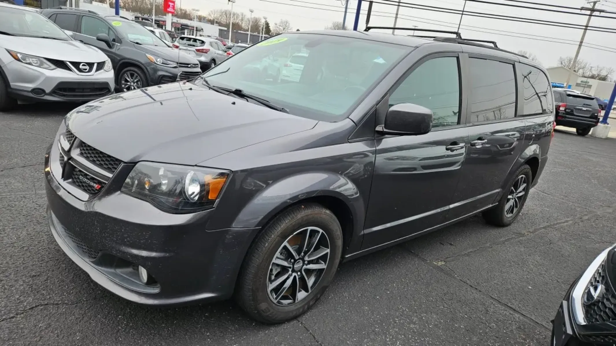 2019 Dodge Grand Caravan (2C4RDGEGXKR) with an Other engine, located at 5744 Central Avenue, Toledo, OH, 43615, (419) 724-0130, 41.676781, -83.682137 - Transform your family adventures with this versatile 2019 Dodge Grand Caravan, perfect for growing families or anyone who needs extra space and comfort on the go. Whether you're carpooling to soccer practice, heading out for a weekend getaway, or simply running errands around Toledo, this dependable - Photo#1